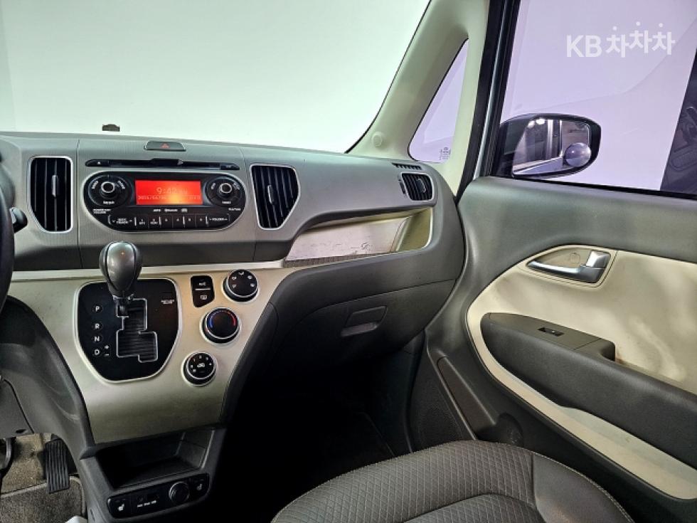 2012 - kia ray