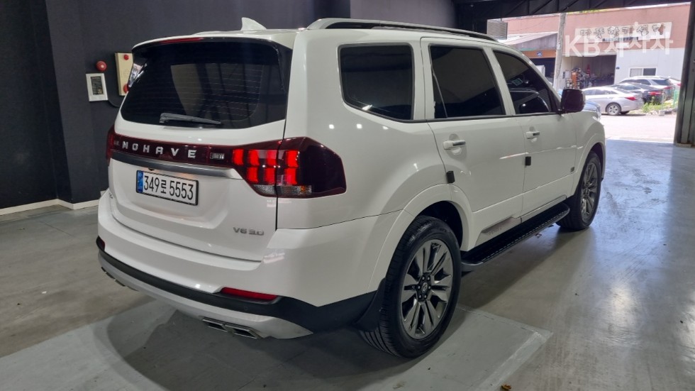 2021 - kia mohave