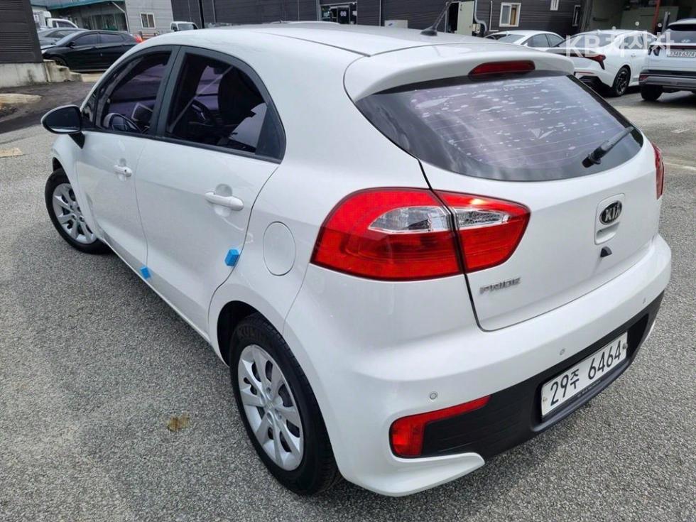 2015 - kia pride