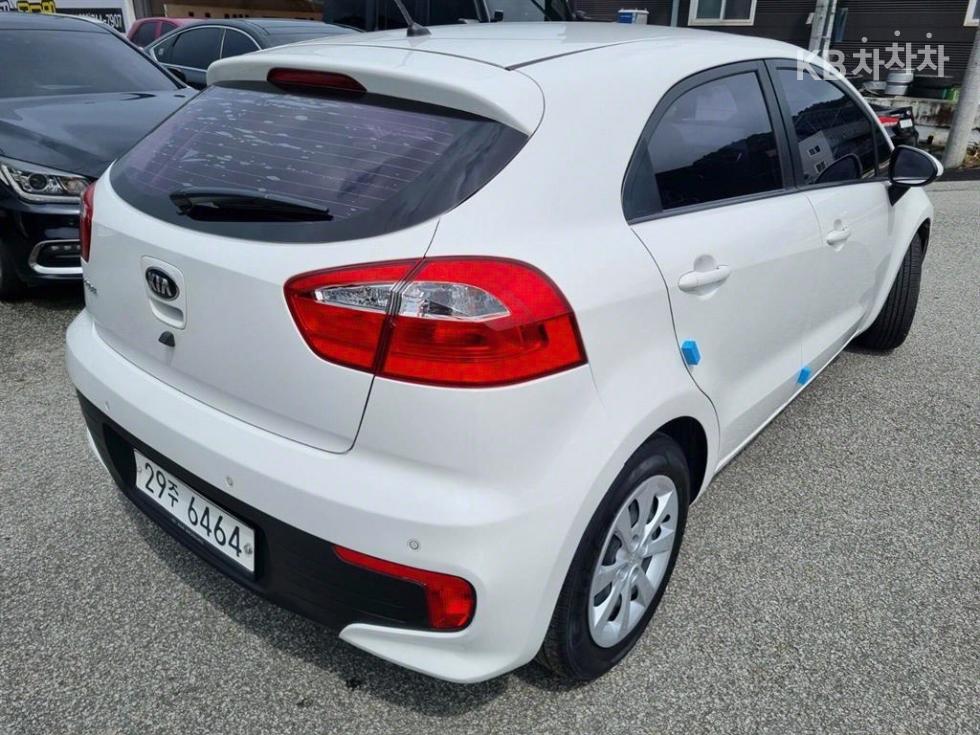 2015 - kia pride