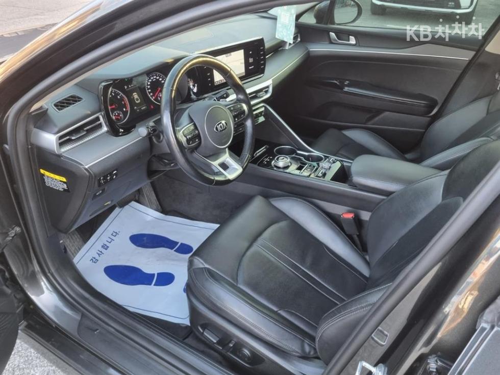 2020 - kia k5