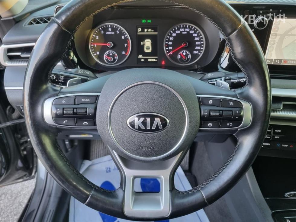 2020 - kia k5
