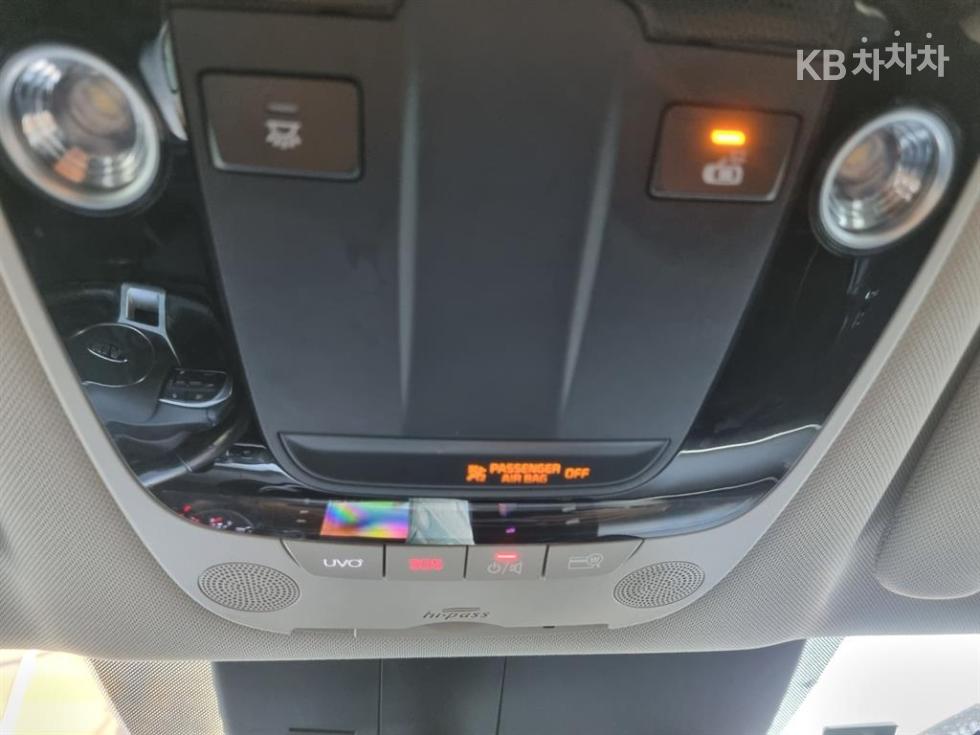 2020 - kia k5