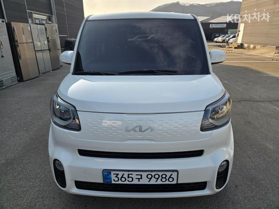 2022 - kia ray