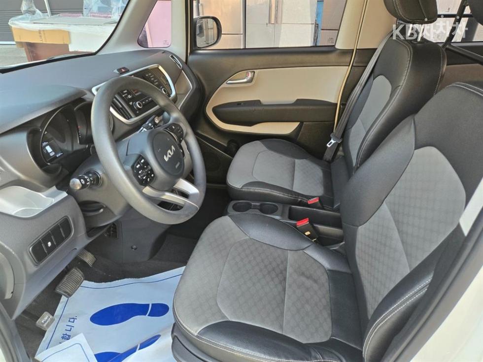 2022 - kia ray