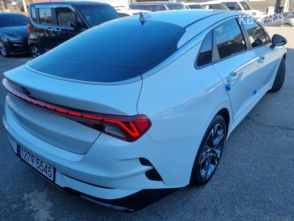 2020 - kia k5