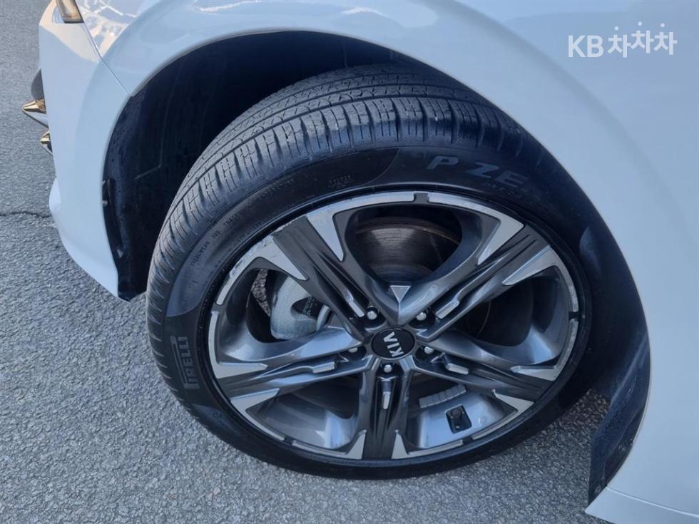 2020 - kia k5