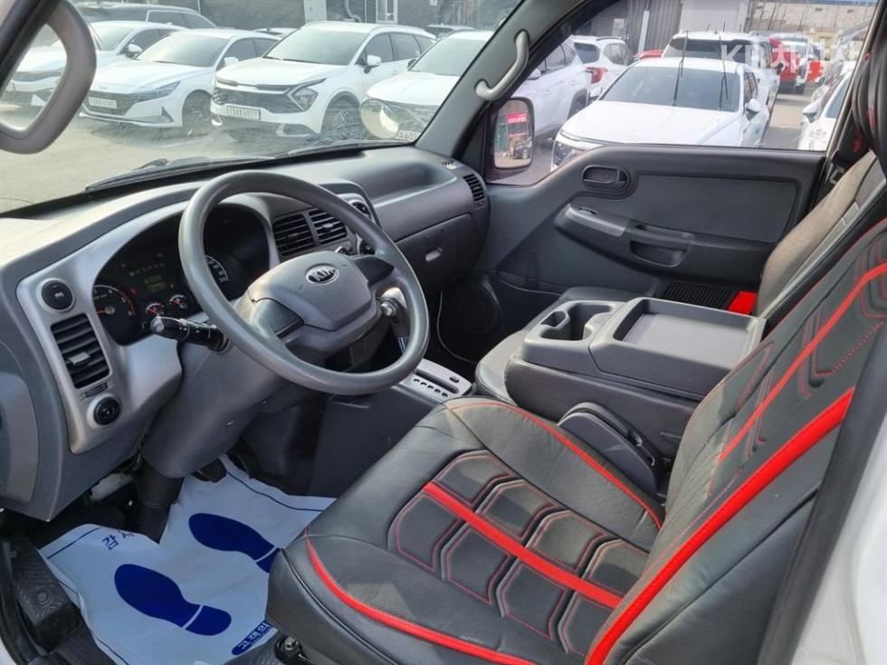 2013 - kia bongo iii