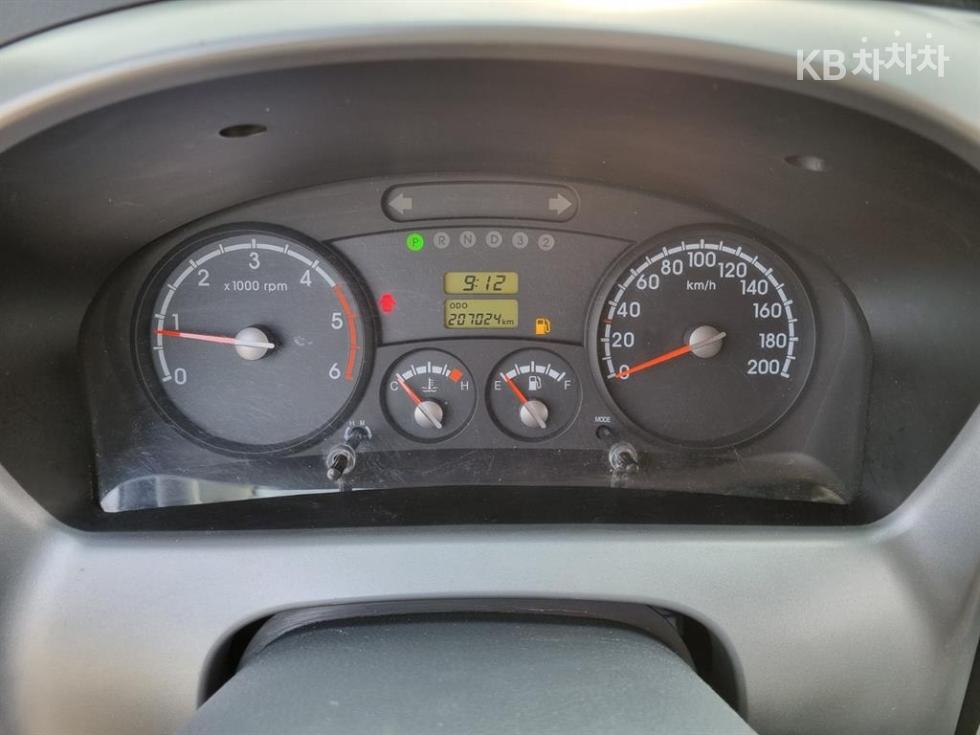 2013 - kia bongo iii