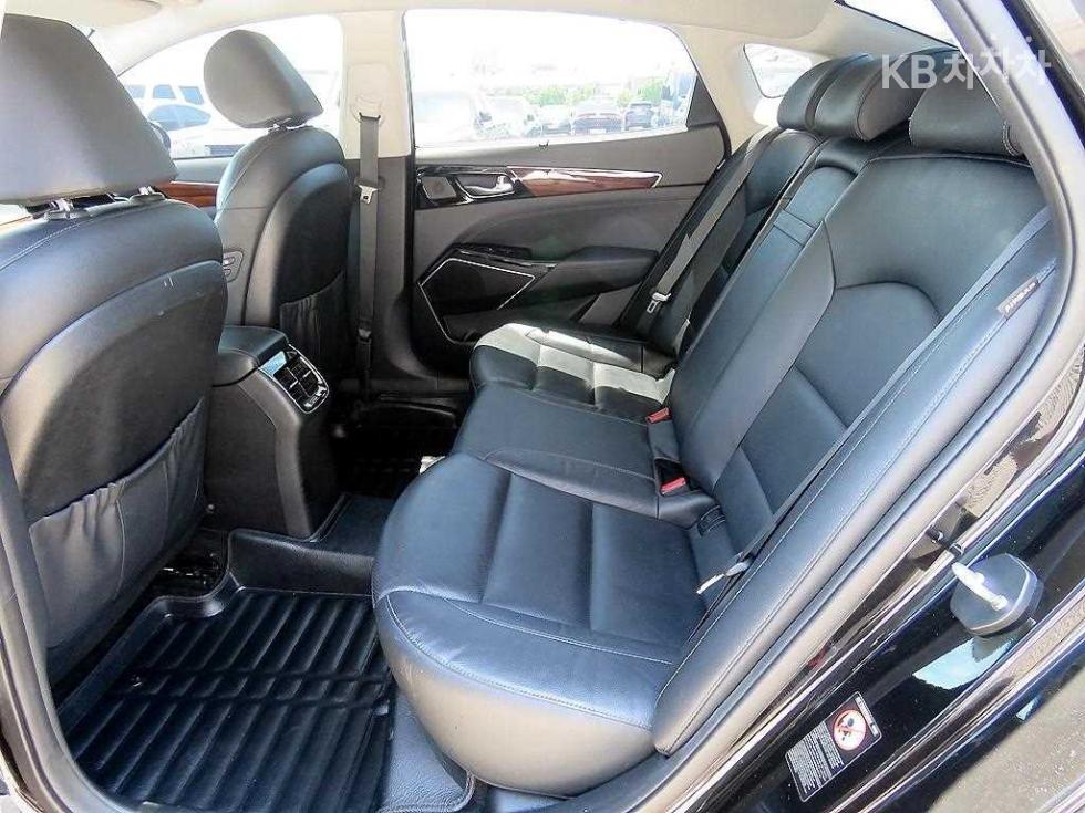 2016 - kia k7