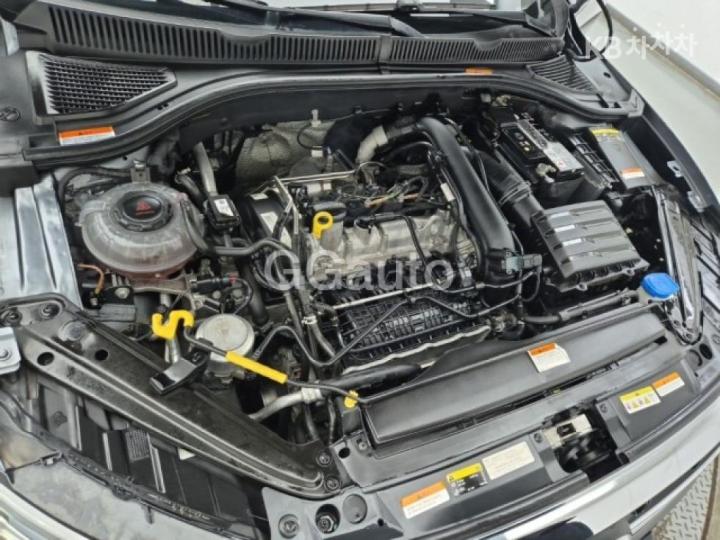 Volkswagen Jetta The 1.4 TSI Premium 7