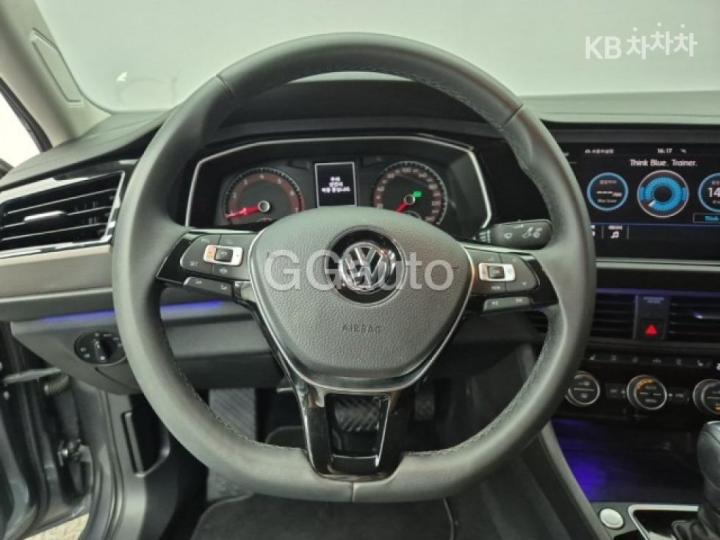 Volkswagen Jetta The 1.4 TSI Premium 10