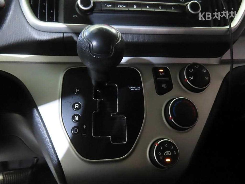 2019 - kia ray