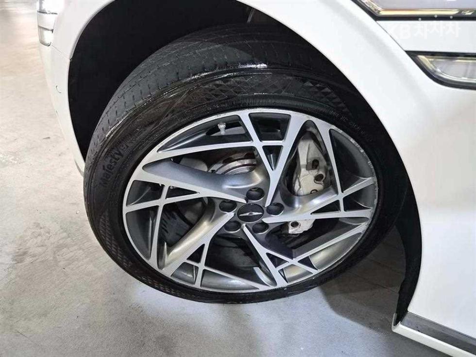 2022 Genesis G90(RS4) photo