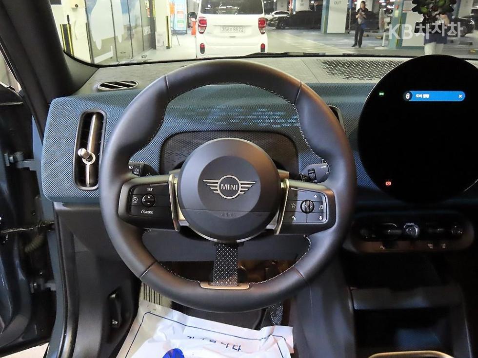 2025 - mini countryman