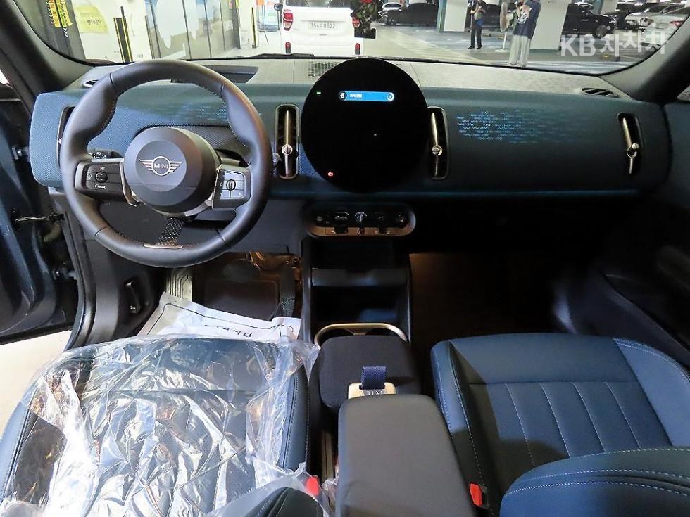 2025 - mini countryman