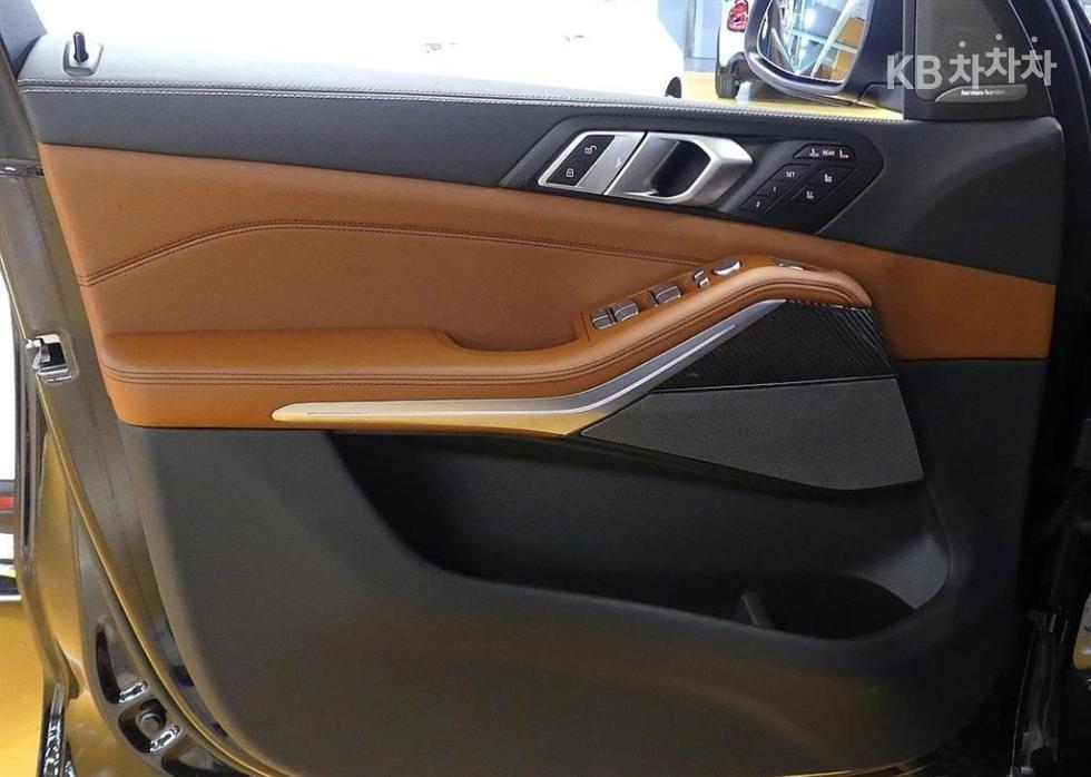BMW X7 — miniaturë 11