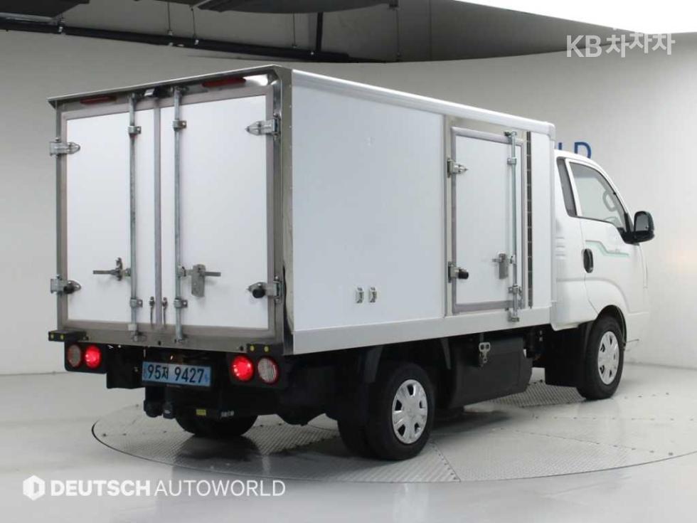 2021 - kia bongo iii