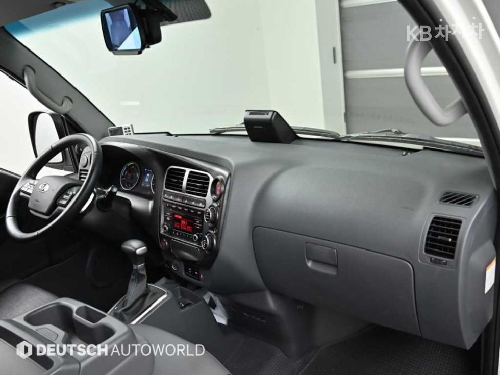 2021 - kia bongo iii