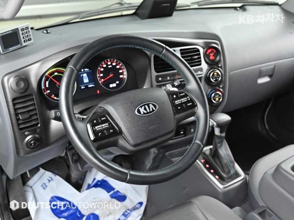 2021 - kia bongo iii