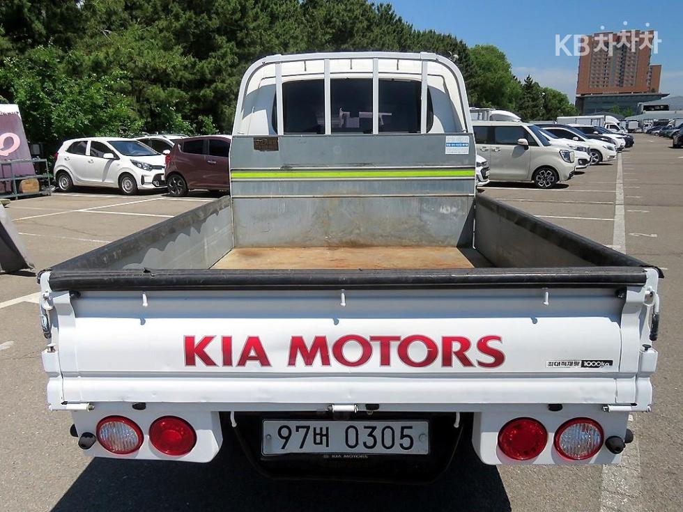 2020 - kia bongo iii