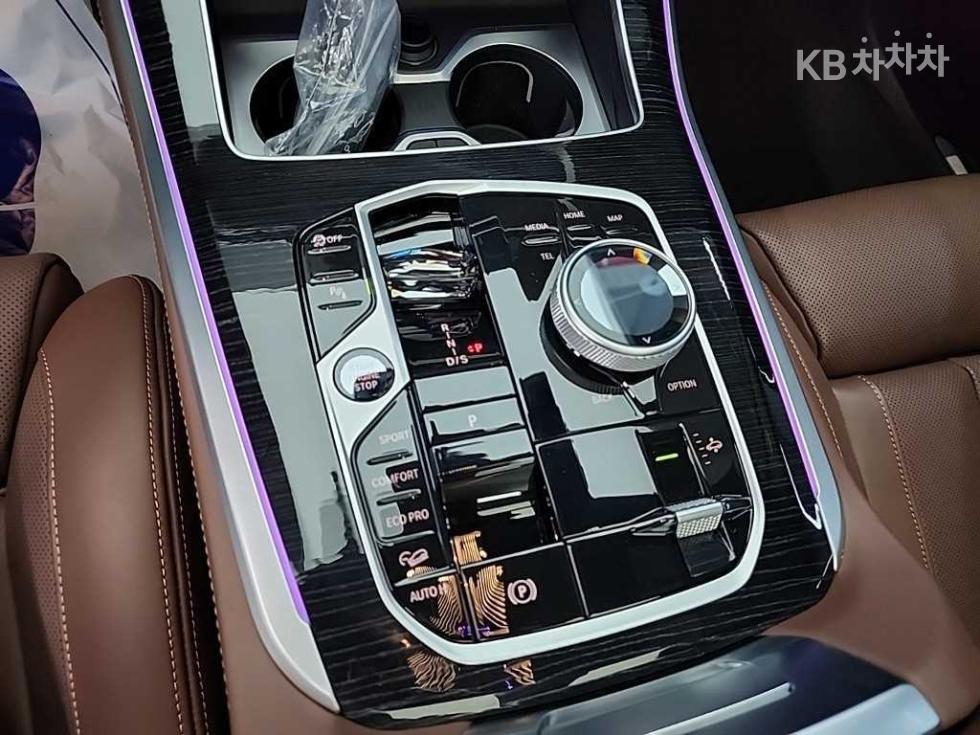 BMW X5 — miniaturë 8