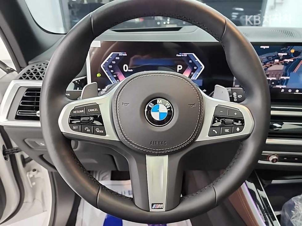 BMW X5 — miniaturë 9