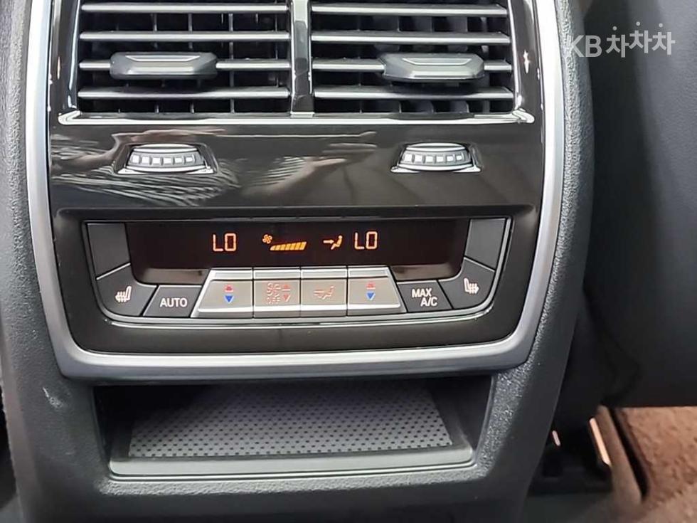 BMW X5 — miniaturë 13