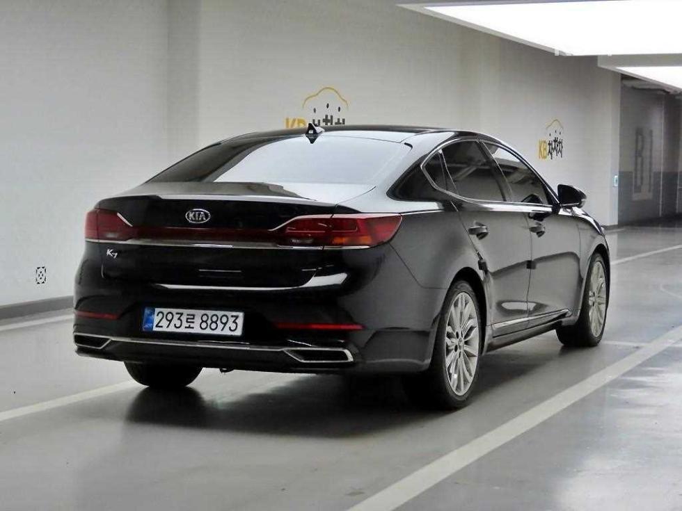 2021 - kia k7