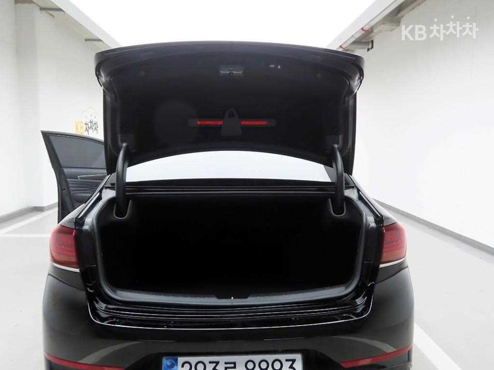 2021 - kia k7