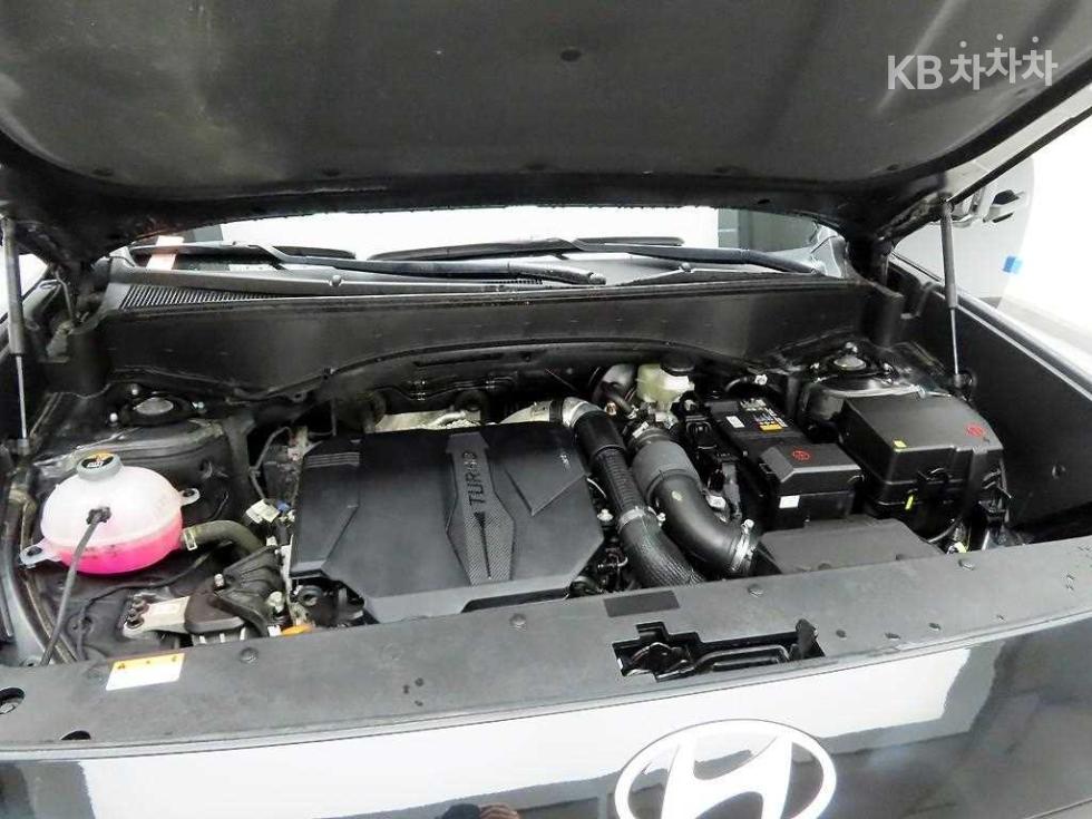 2025 Hyundai Used Car photo