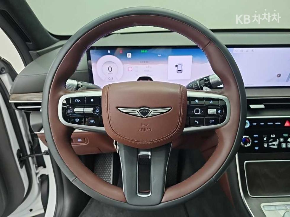 2024 Genesis GV80 photo