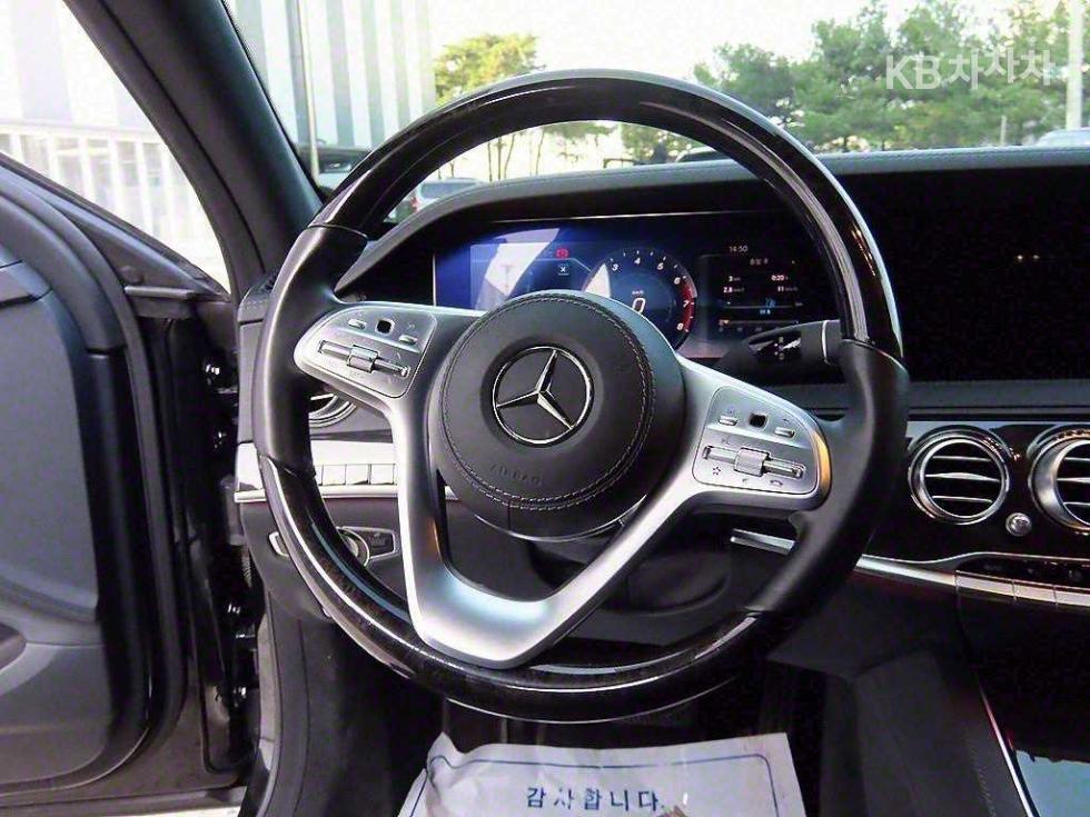 2019 Mercedes-Benz S photo