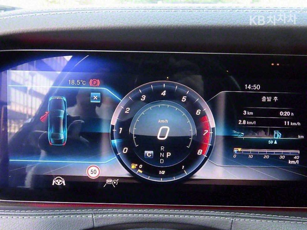 2019 Mercedes-Benz S photo