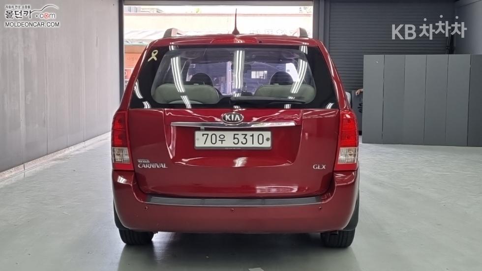 2013 - kia carnival