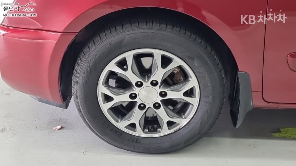 2013 - kia carnival