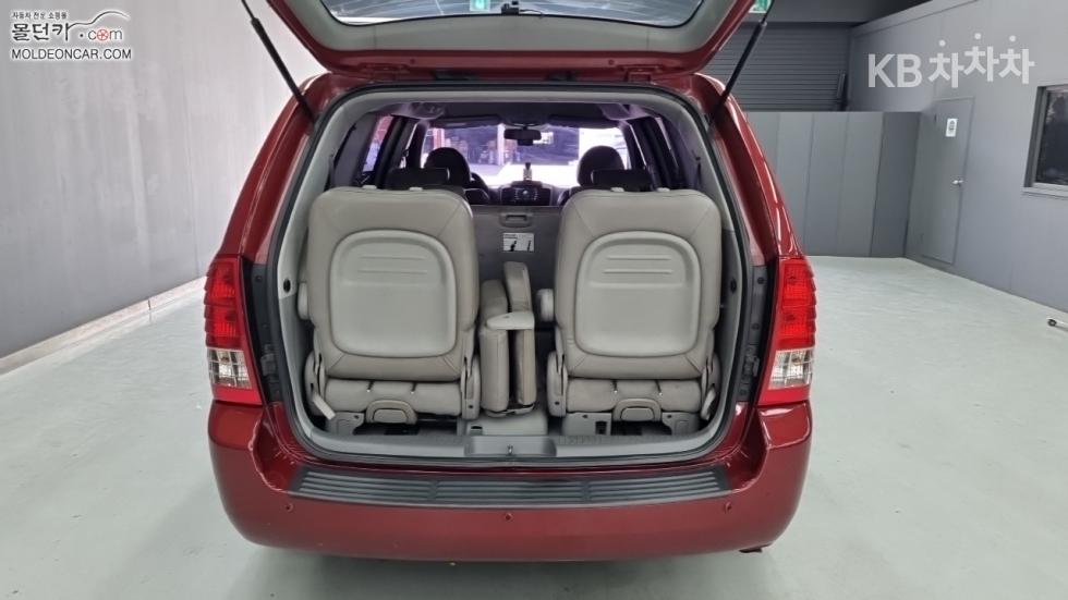 2013 - kia carnival