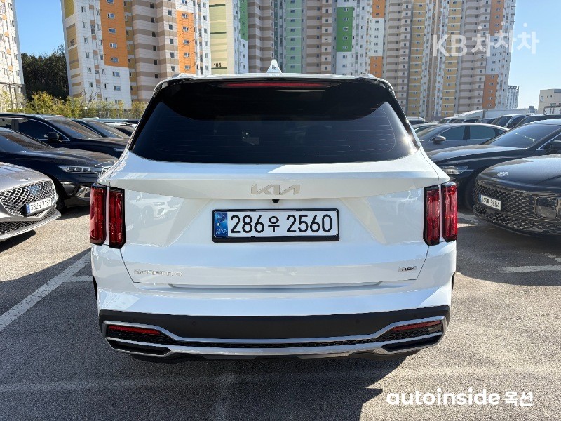 2023 - kia sorento
