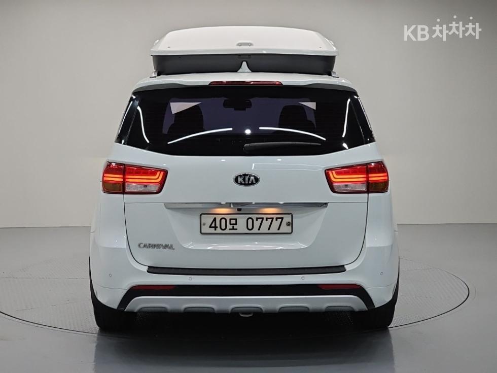 2016 - kia carnival