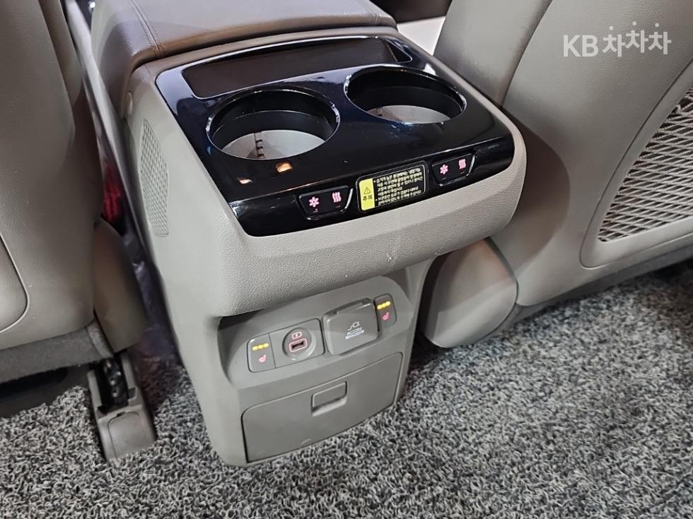 2016 - kia carnival