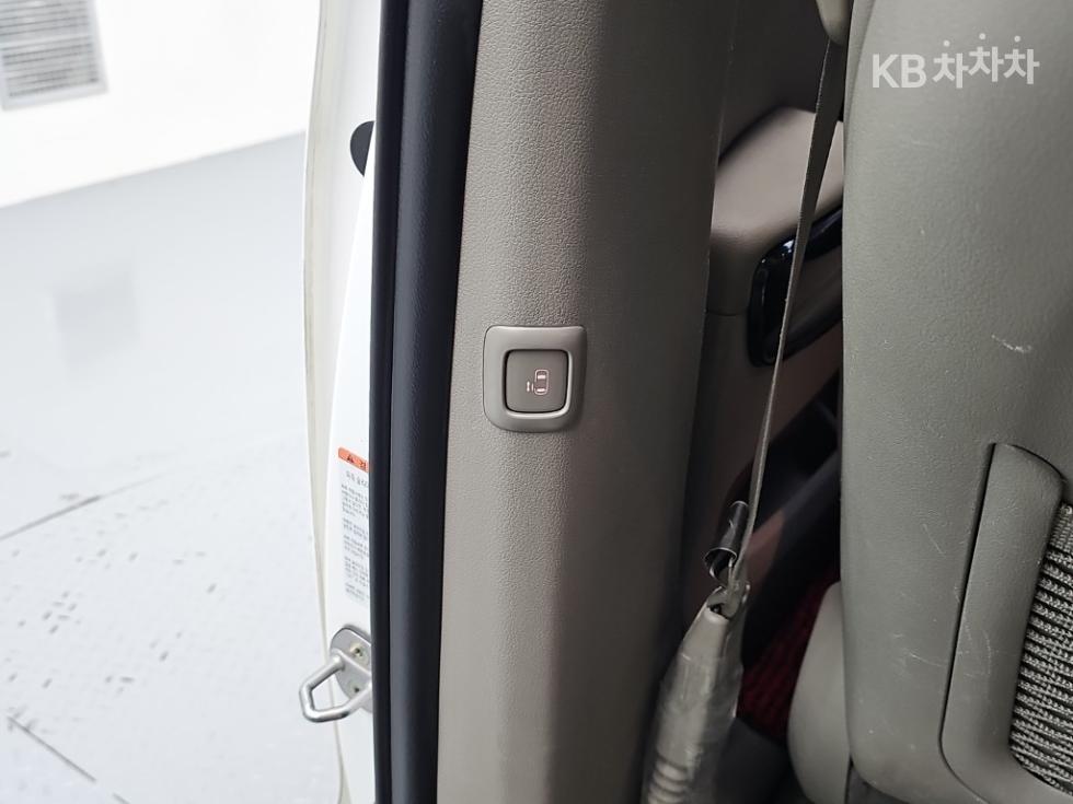 2016 - kia carnival