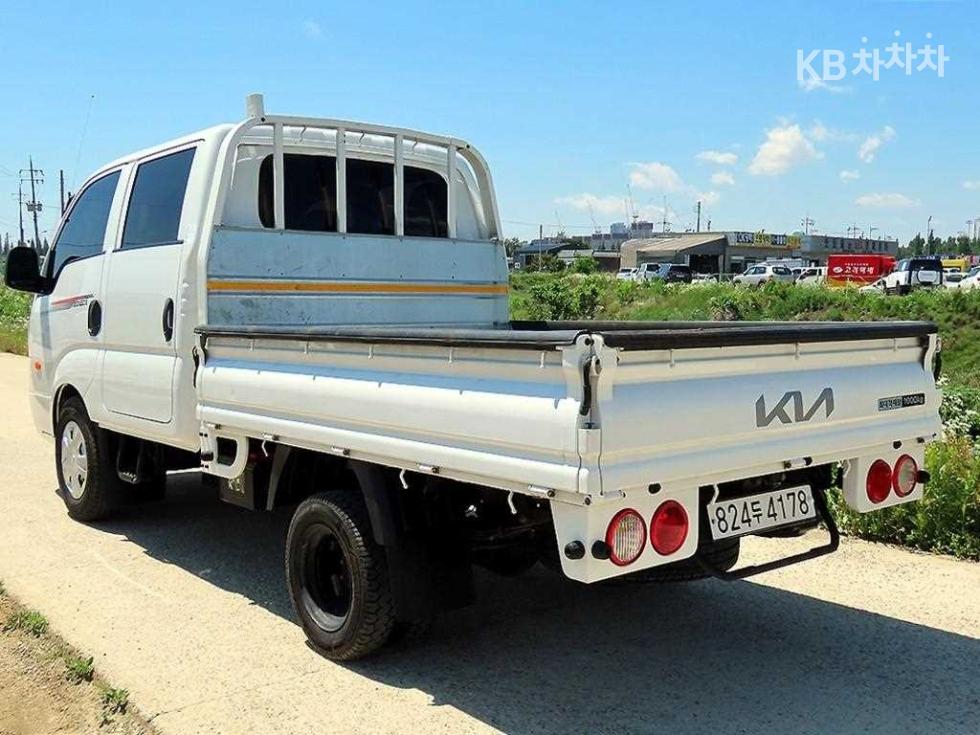 2022 - kia bongo iii