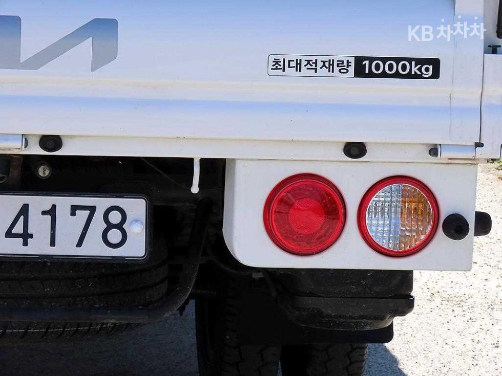 2022 - kia bongo iii