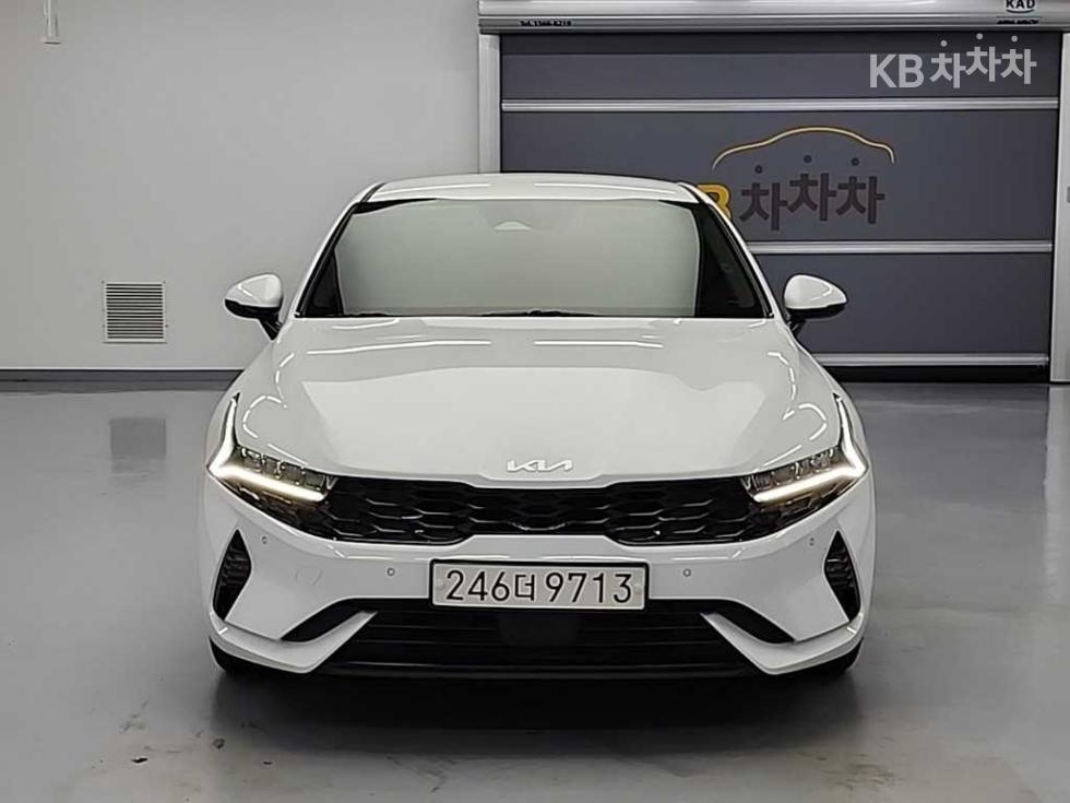 2023 - kia k5