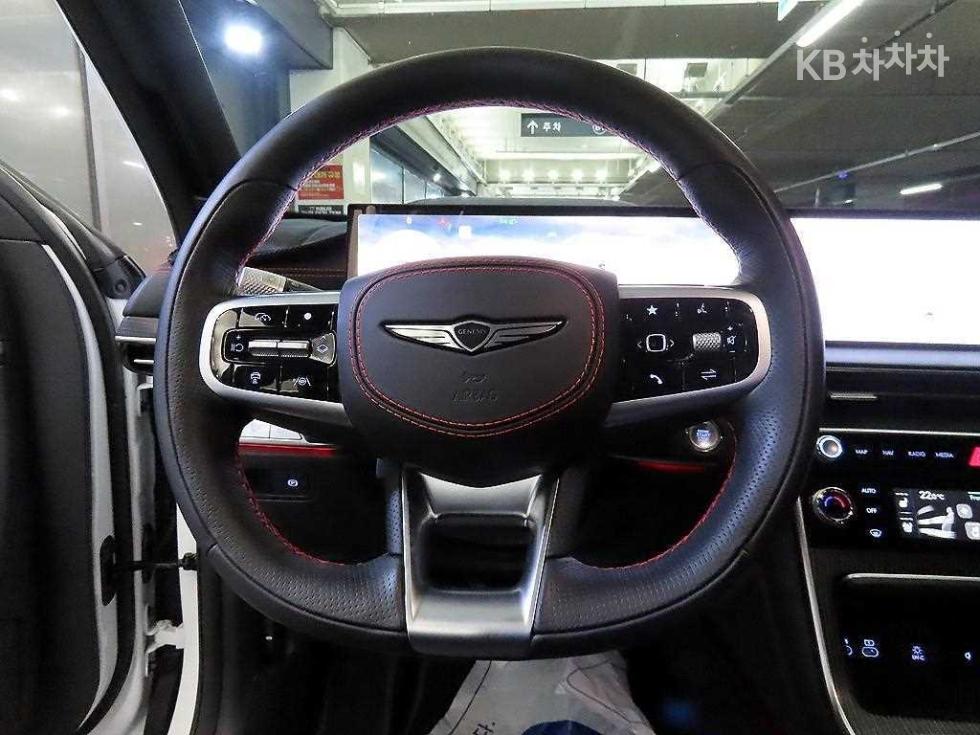 2024 Genesis GV80 COUPE photo