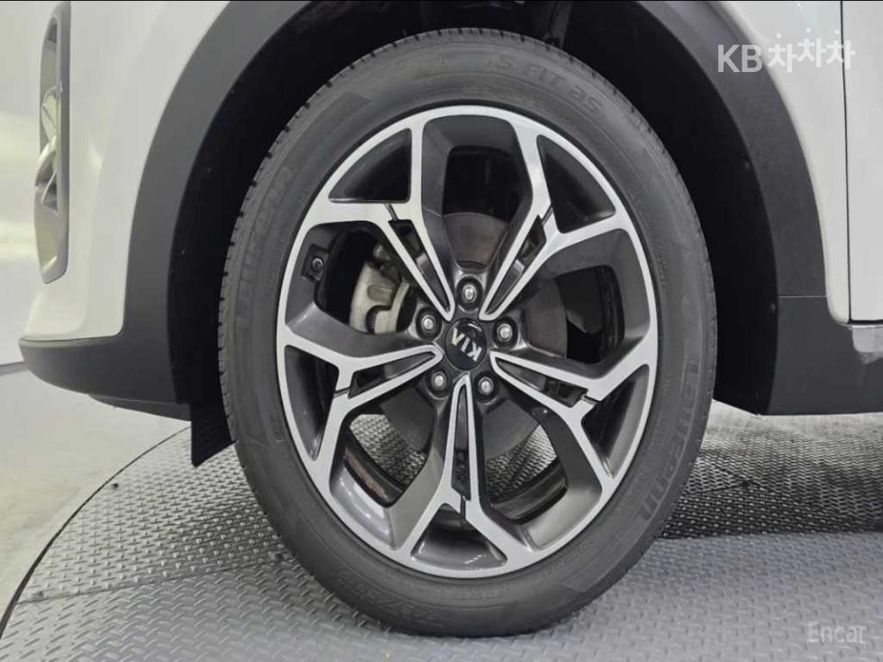 2020 - kia sportage