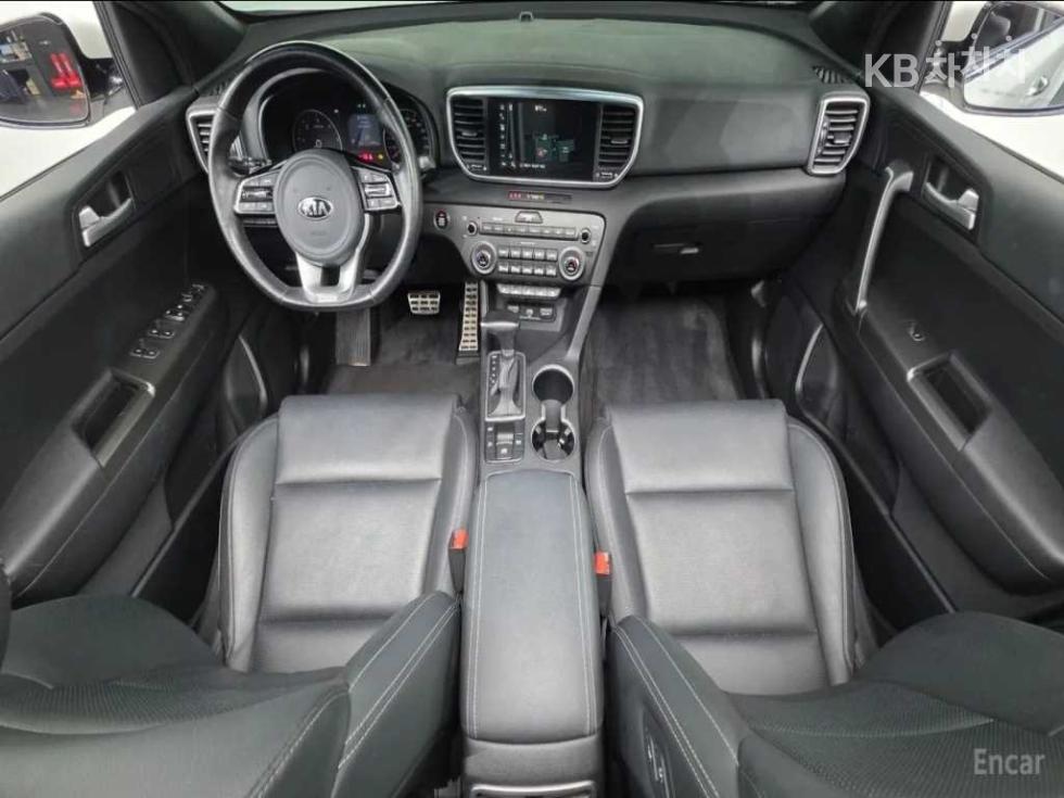2020 - kia sportage
