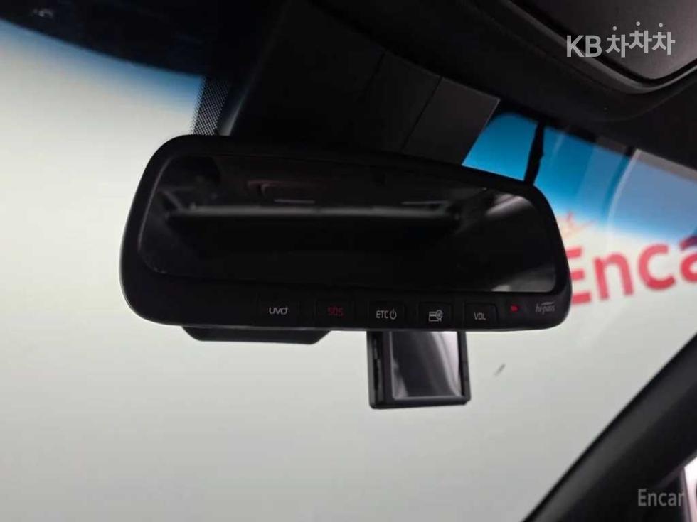 2020 - kia sportage