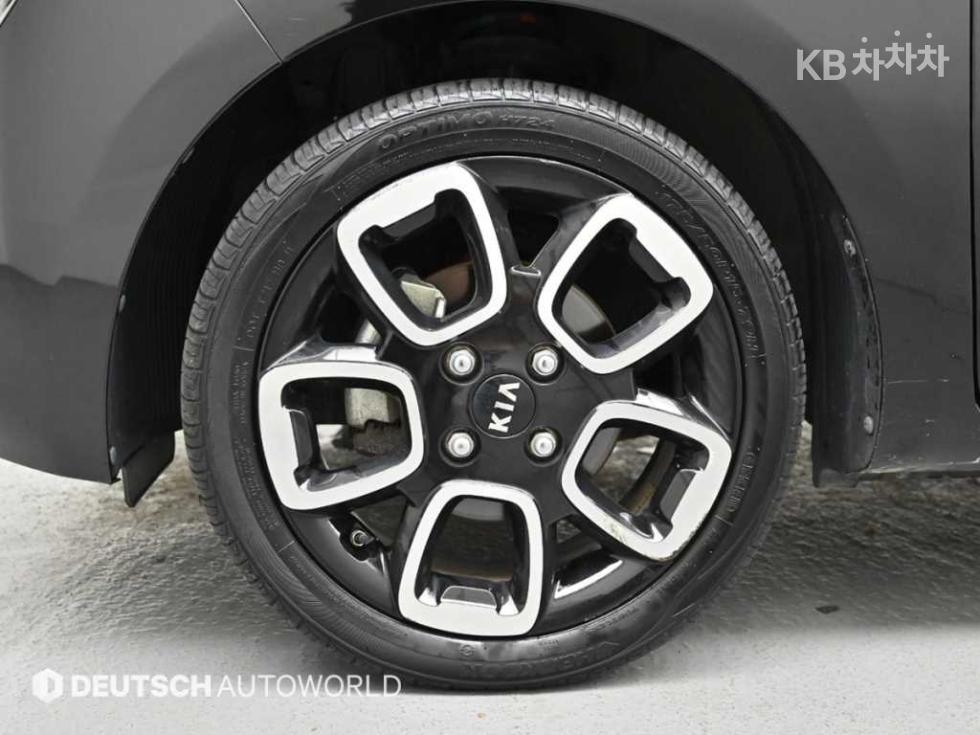 2021 - kia ray