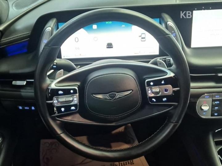 Genesis G90 RS4 3.5T e-S/ C AWD Base Type 10